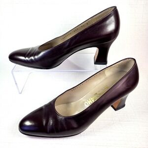 Salvatore Ferragamo Burgundy Pumps Women's 5.5 Classic Elegant Business Career